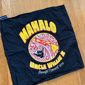 BNWOT Black Mahalo Uncle Willie Concert Bandana, 2018
